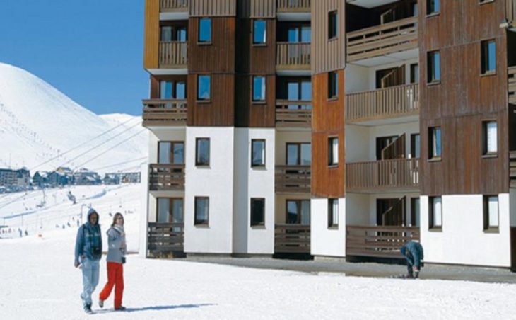 Les Bergers Apartments, Alpe d'Huez, External Building